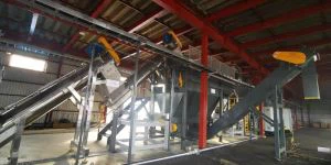 Linha de reciclagem de filmes agrícolas