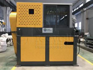 Resíduos de filme plástico espremendo máquina de secagem (600 kg / h)